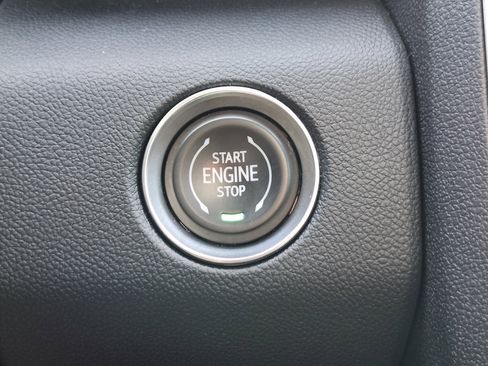 Used 2025 GMC Acadia Denali w/ Super Cruise Package AWD/4WD image 9