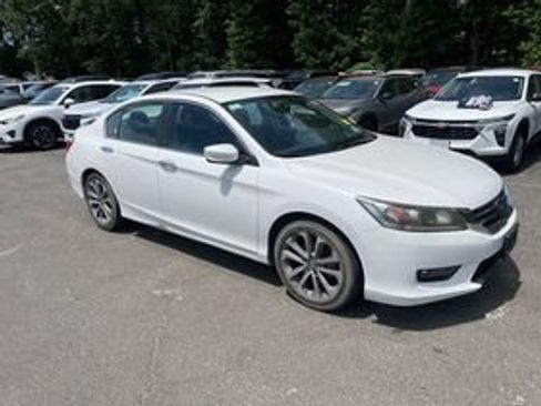 Used 2014 Honda Accord Sport image 3