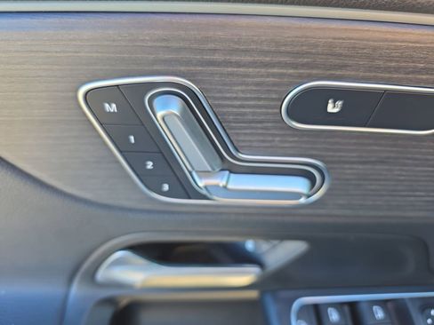 Certified 2025 Mercedes-Benz GLA 250 4MATIC image 22