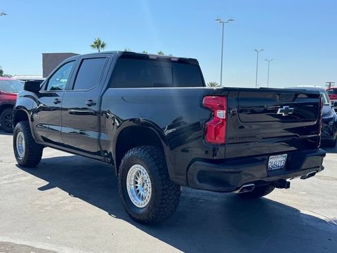 Used 2022 Chevrolet Silverado 1500 RST w/ Texas Edition Plus AWD/4WD image 2