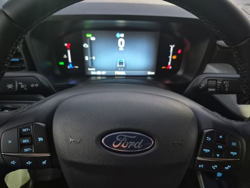 New 2025 Ford Maverick XLT w/ XLT Luxury Package image 28