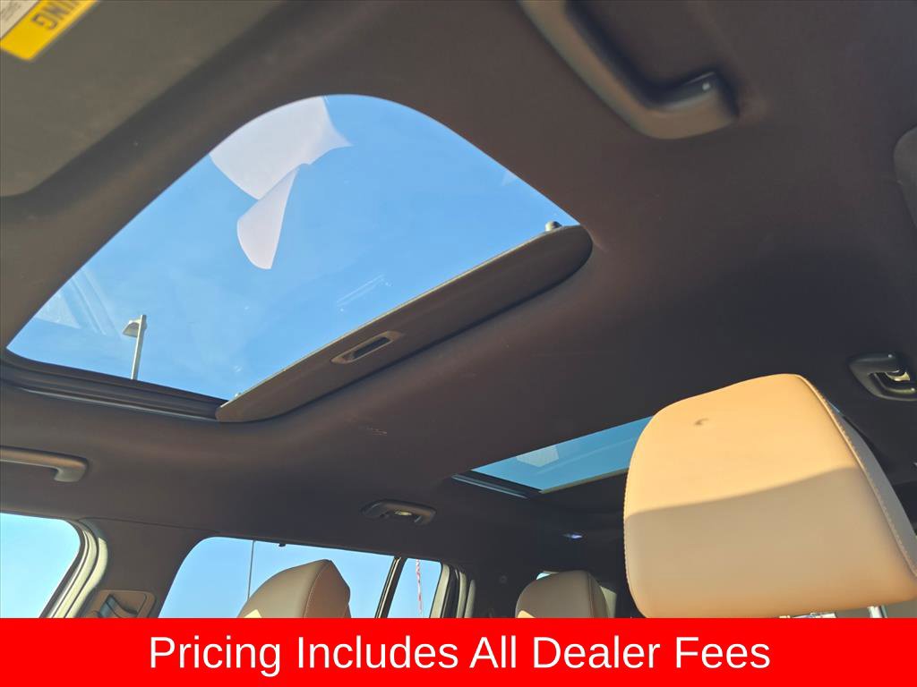 Used 2024 Hyundai Santa Fe Limited AWD/4WD image 10