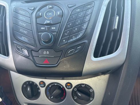 Used 2014 Ford Focus SE image 18