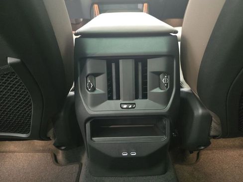 New 2025 BMW X3 xDrive30i w/ Premium Package image 25