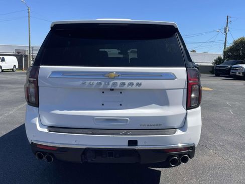 Used 2023 Chevrolet Suburban Premier image 4