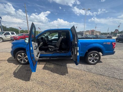 Used 2019 Ford F150 XL w/ Equipment Group 101A Mid AWD/4WD image 4