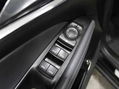 Used 2024 Buick Enclave Essence w/ Experience Buick Package FWD image 20