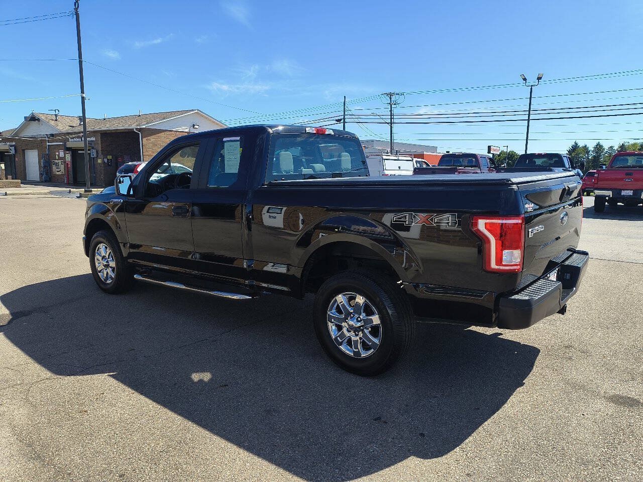 Used 2017 Ford F150 XL w/ Equipment Group 101A Mid AWD/4WD image 8
