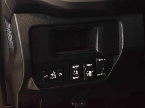 Used 2017 Toyota Tacoma TRD Pro AWD/4WD image 72