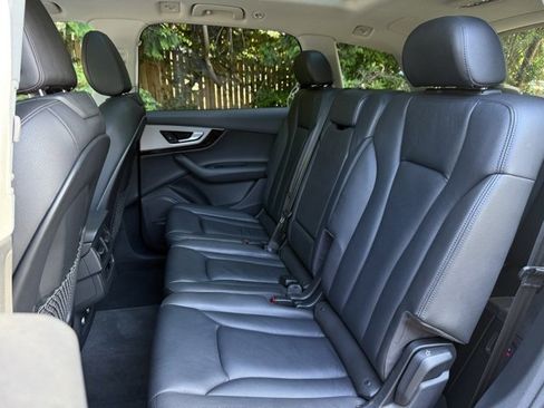 Used 2018 Audi Q7 2.0T Premium Plus w/ Premium Plus Package image 29