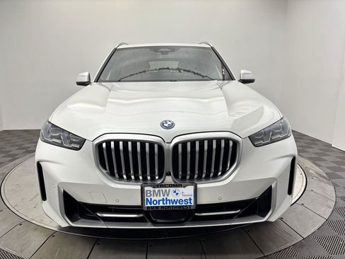 Used 2024 BMW X5 xDrive50e w/ Premium Package AWD/4WD image 14