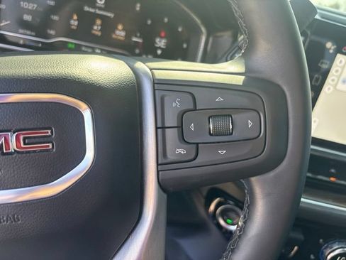 Used 2025 GMC Sierra 1500 Elevation AWD/4WD image 9