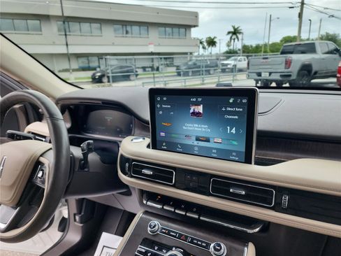 Certified 2023 Lincoln Aviator Reserve w/ Equipment Group 201A AWD/4WD image 31