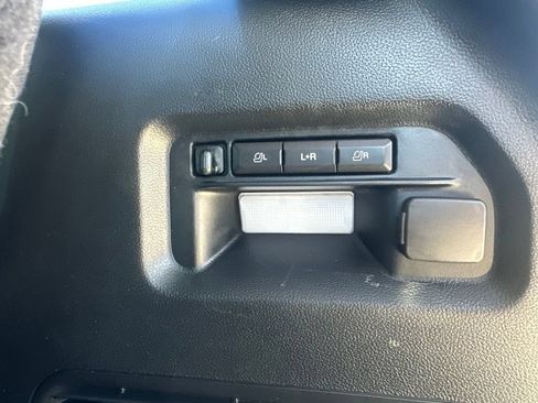 Used 2023 Ford Explorer Limited w/ Limited Technology Package AWD/4WD image 30