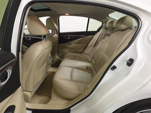 Used 2015 INFINITI Q50 Premium w/ Deluxe Technology Package AWD/4WD image 30