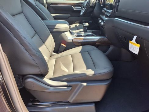 New 2026 GMC Sierra 1500 Elevation w/ Elevation Premium Package image 9