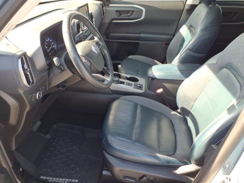 Used 2022 Ford Bronco Sport Outer Banks w/ Tech Package AWD/4WD image 11
