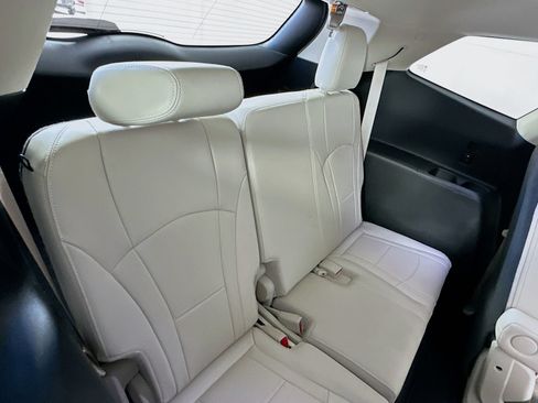 Used 2022 Buick Enclave Premium w/ Experience Buick Package AWD/4WD image 28