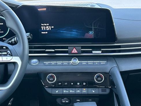 New 2026 Hyundai Elantra Limited image 20