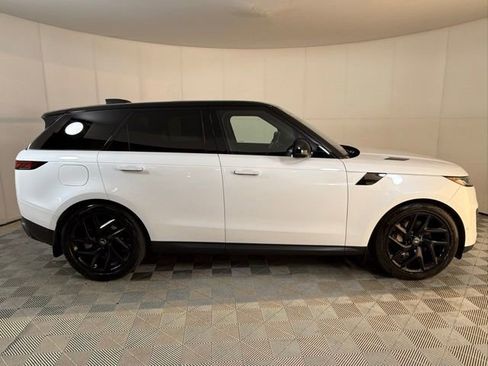 Certified 2024 Land Rover Range Rover Sport SE image 8