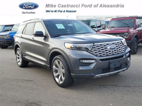 Used 2020 Ford Explorer Platinum w/ Premium Technology Package image 1