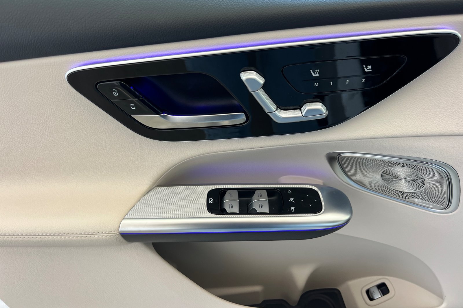 Certified 2026 Mercedes-Benz GLC 300 4MATIC image 15