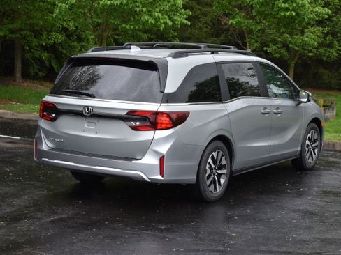 New 2026 Honda Odyssey EX-L image 8