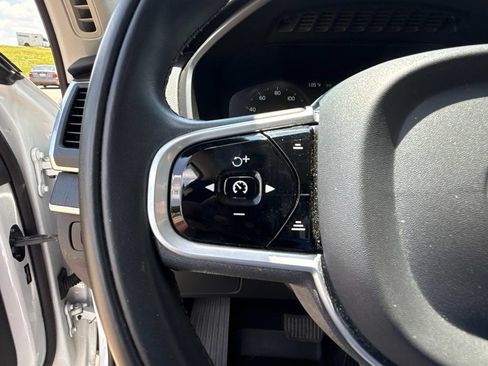 Used 2020 Volvo XC90 T6 Momentum w/ Protection Package Premier AWD/4WD image 30