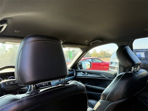 Used 2024 Jeep Grand Cherokee L Laredo image 28