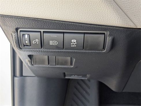 Certified 2026 Toyota Corolla Cross L image 16