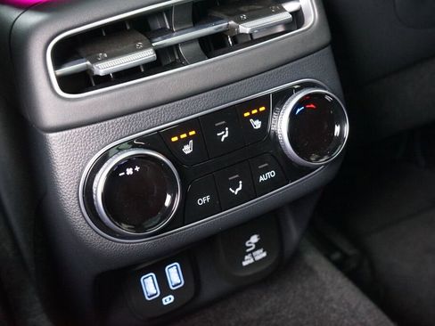 Used 2025 Genesis GV70 3.5T Sport w/ Sport Prestige Package image 28