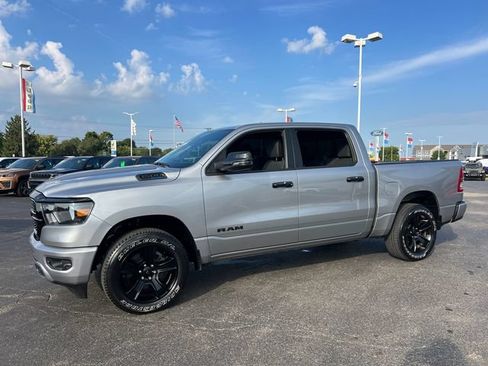 Used 2023 RAM 1500 Big Horn AWD/4WD image 3