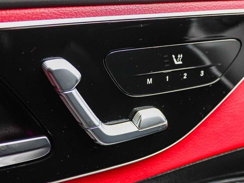 Used 2023 Mercedes-Benz C 300 Sedan image 21