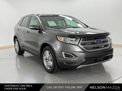 Used 2017 Ford Edge SEL w/ Equipment Group 201A FWD image 4