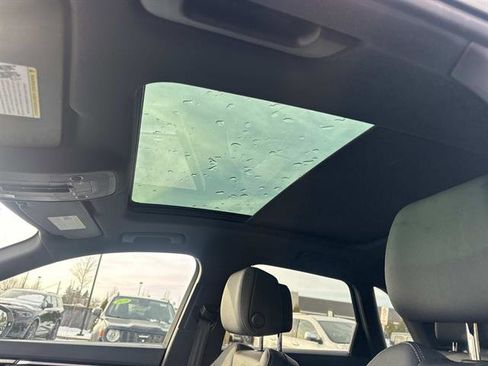 Used 2022 Audi Q3 2.0T Premium Plus image 10