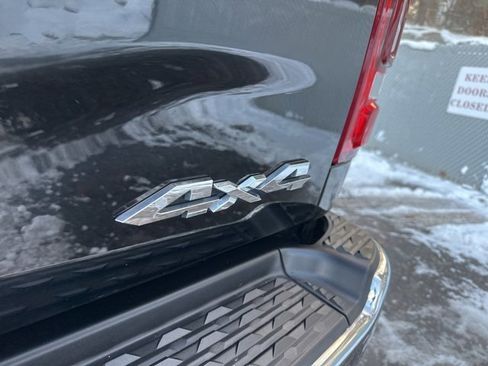 Used 2019 RAM 2500 Limited image 15