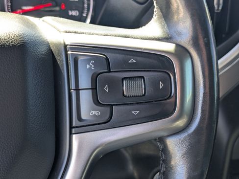 Used 2019 Chevrolet Silverado 1500 LT Trail Boss AWD/4WD image 19