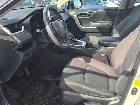 Used 2023 Toyota RAV4 LE image 15