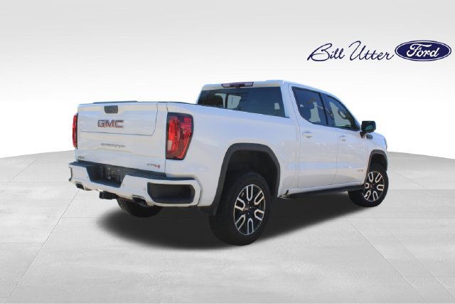Used 2024 GMC Sierra 1500 AT4 w/ Technology Package AWD/4WD image 5