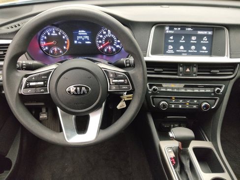 Used 2020 Kia Optima LX FWD image 22