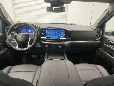 Used 2024 Chevrolet Silverado 3500 LTZ w/ LTZ Plus Package image 15