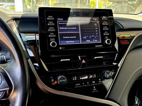Used 2024 Toyota Camry SE FWD image 22