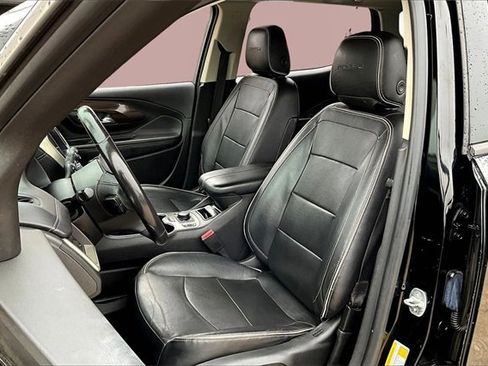 Used 2019 GMC Terrain Denali w/ Advanced Safety Package image 27