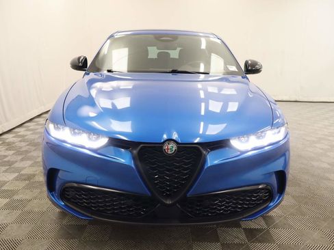 Used 2024 Alfa Romeo Tonale Veloce image 4