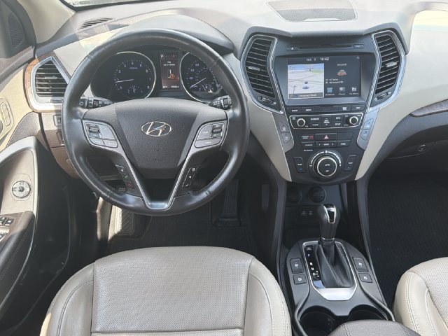 Used 2018 Hyundai Santa Fe Sport w/ 2.4L Tech Package 04 AWD/4WD image 25