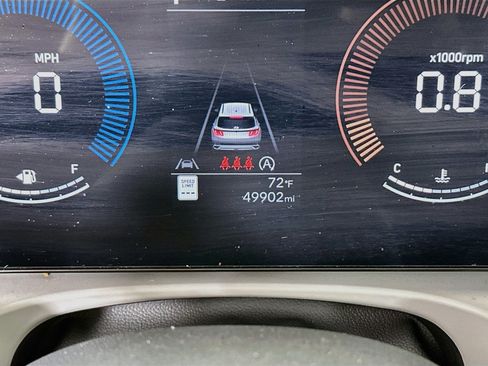 Used 2025 Hyundai Tucson SEL AWD/4WD image 19