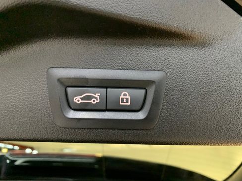 Used 2020 BMW X5 xDrive40i w/ M Sport Package AWD/4WD image 57