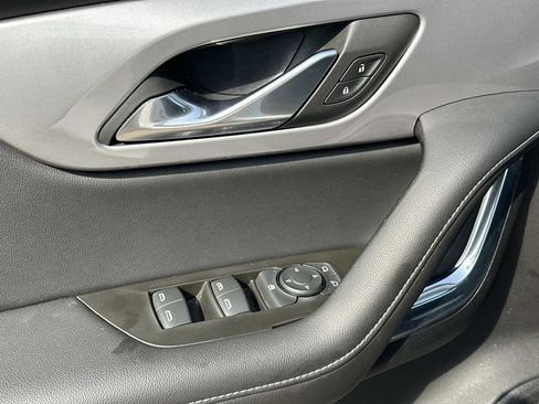 Used 2023 Chevrolet Blazer LT AWD/4WD image 16