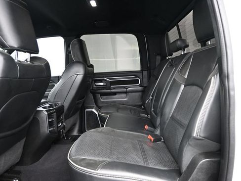 Used 2021 RAM 2500 Laramie w/ Night Edition AWD/4WD image 14