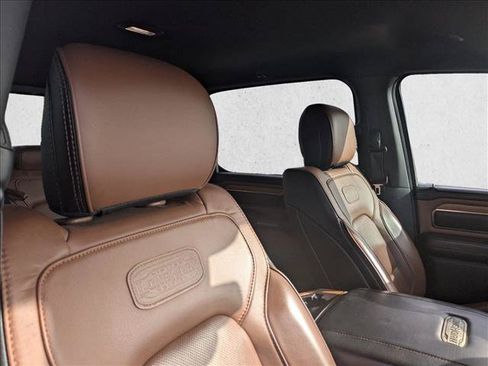 Used 2022 RAM 1500 Limited AWD/4WD image 19